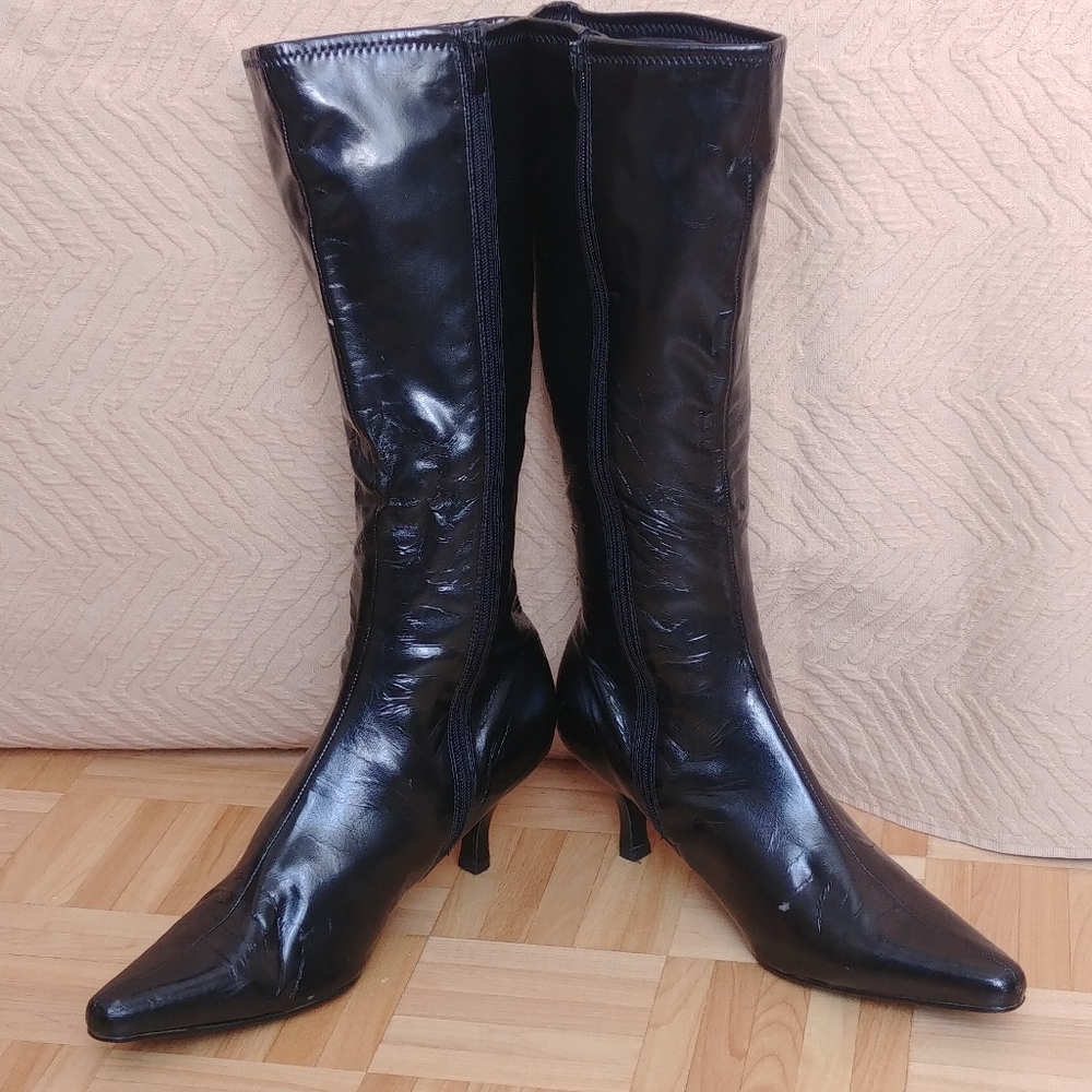Black Knee High boots - shiny, stretchy  - Size 10 fits 11 too- some peeling off